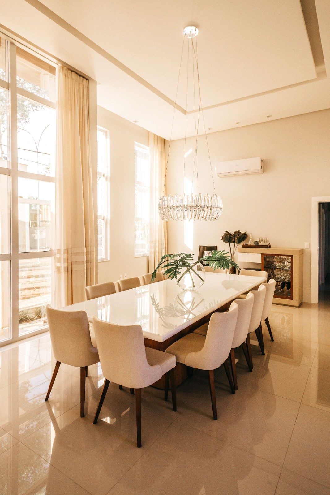 dining room furniture